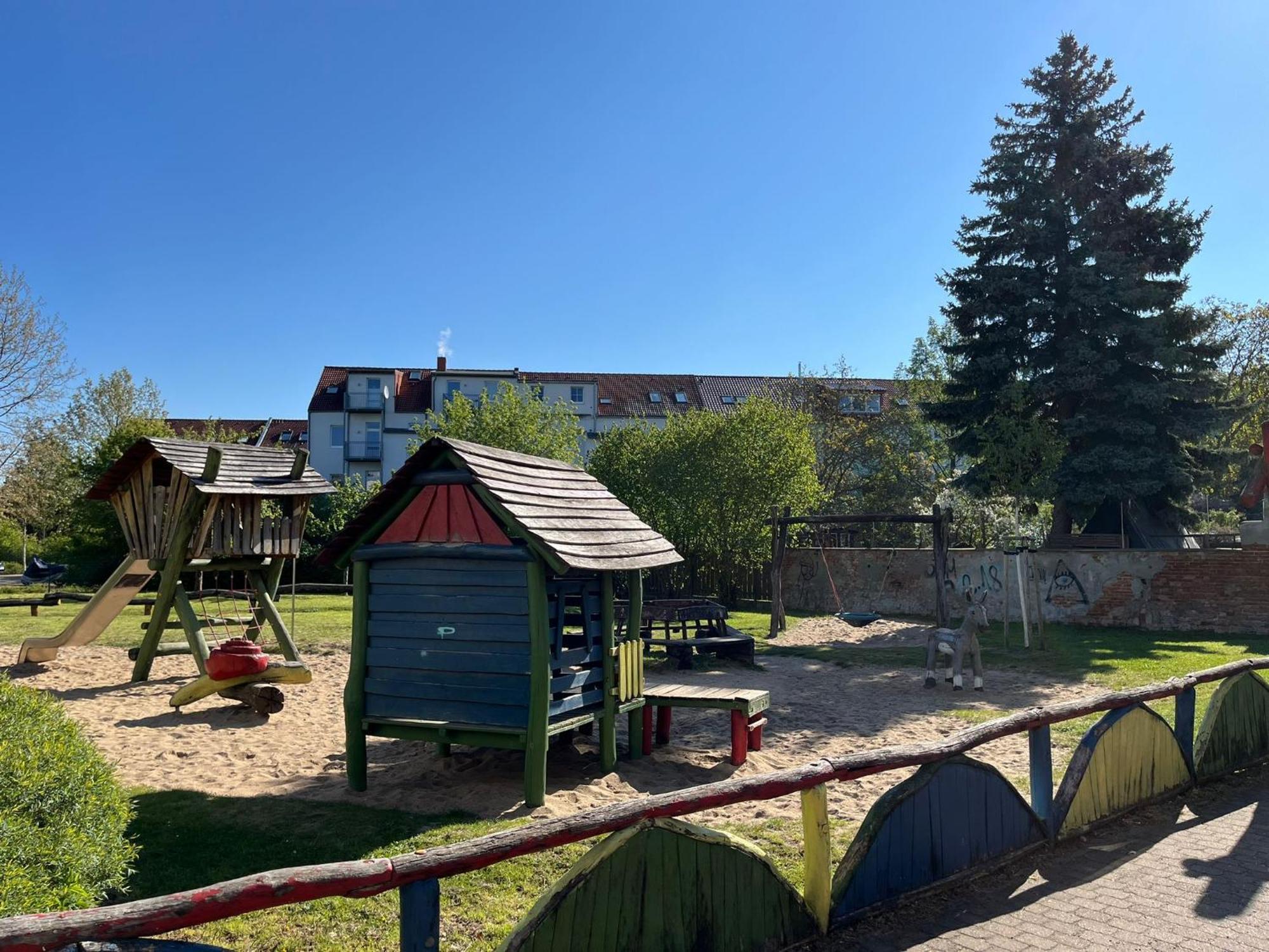 Fewo "Franzi" 5 Personen, Zentrale Lage, Parkplatz Dessau-Rosslau Eksteriør billede